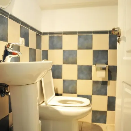 Holiday Home Villa Atardecer فيلة *