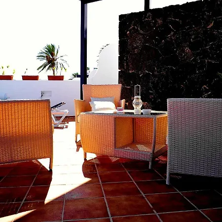 Holiday Home Villa Atardecer فيلة بلايا بلانكا
